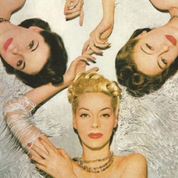 Fashionable gals in 1940